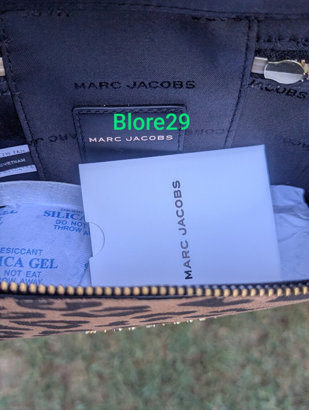 Leopard Vanity Suede - Picture 3 of 4